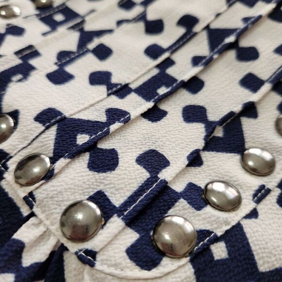 41 Hawthor White/ Blue Geometric Sheer Top Size Medium Metallic Buttons Details - Picture 7 of 12